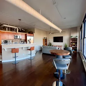 Apartment Luxury Industrial Loft On Mill, Tempe
